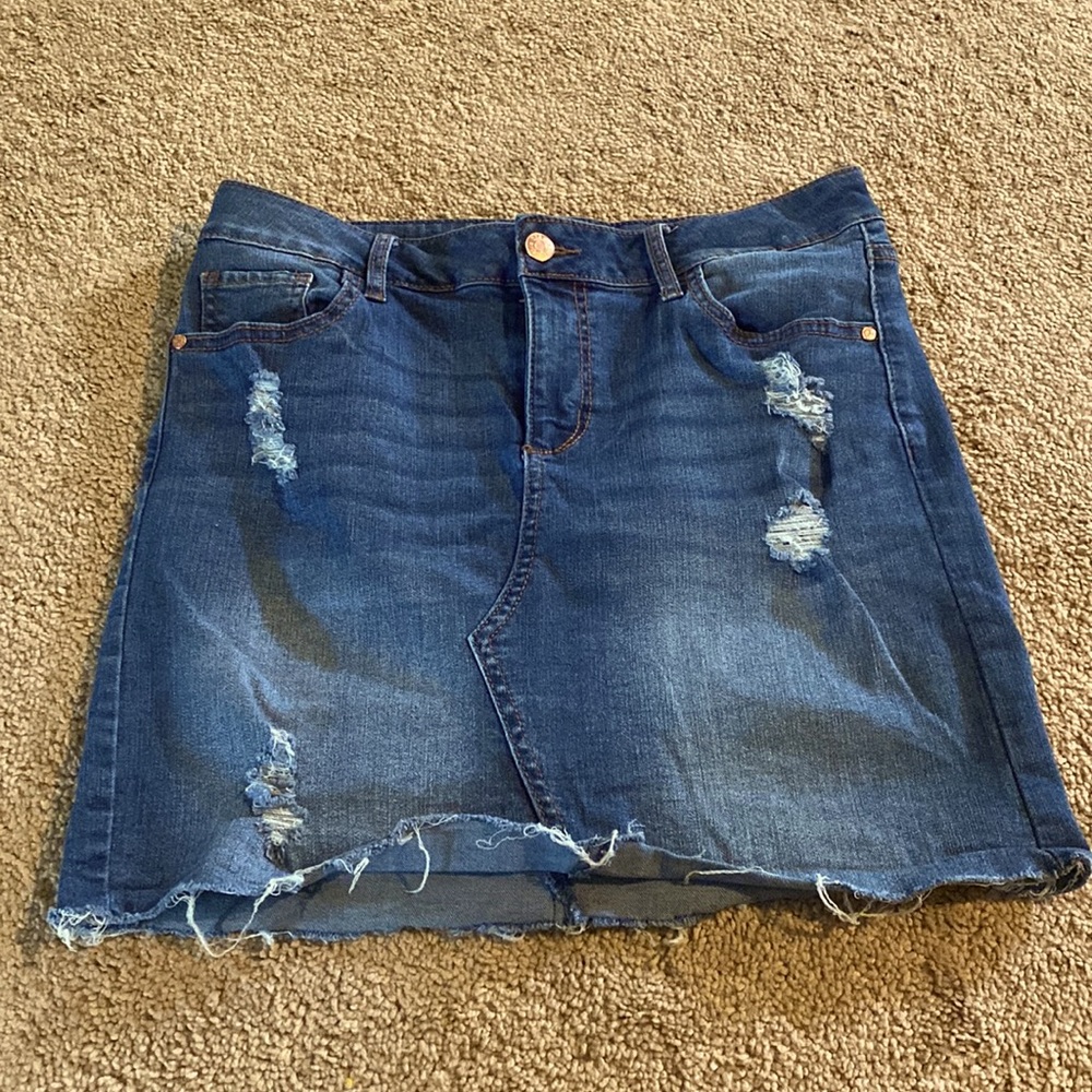 Celebrity Pink STRETCHY Distressed Jean Skirt